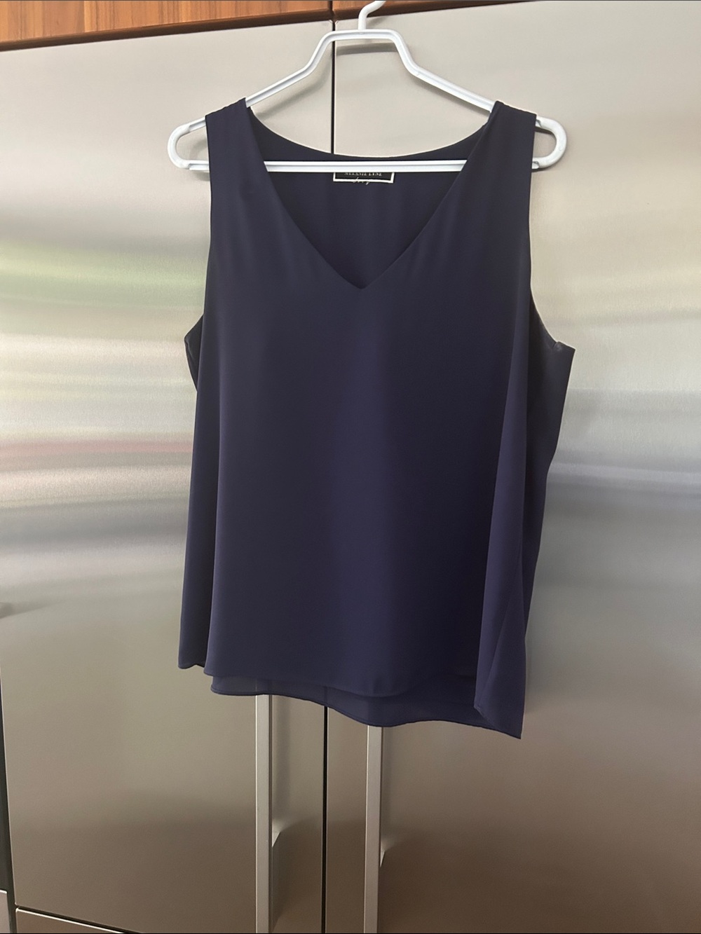 Sleeveless V-Neck Navy Chiffon Camisole